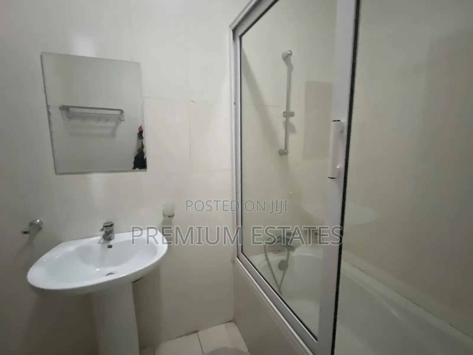 Fully Furnished 5bdrm for Rent