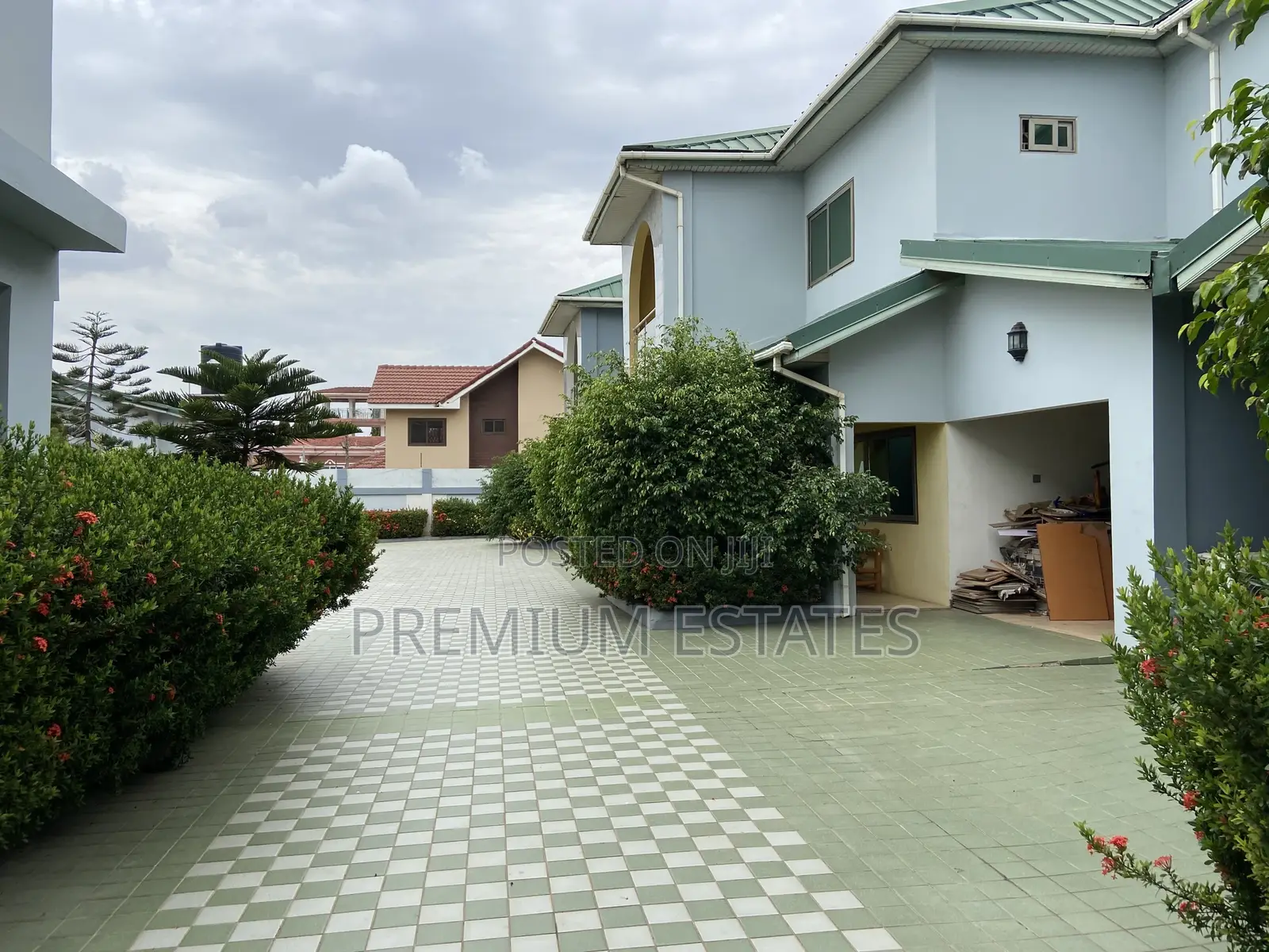 Fully Furnished 5bdrm for Rent