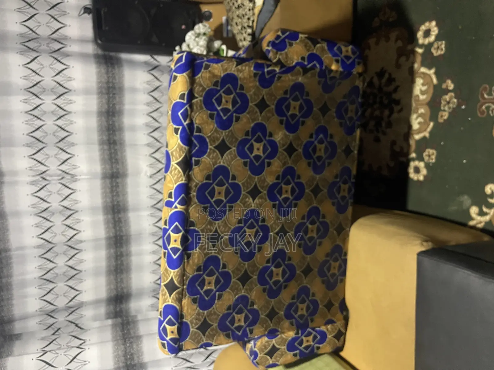 2 in 1 Sofa