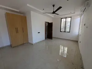 3bdrm House in Skm, Mile 7 for rent
