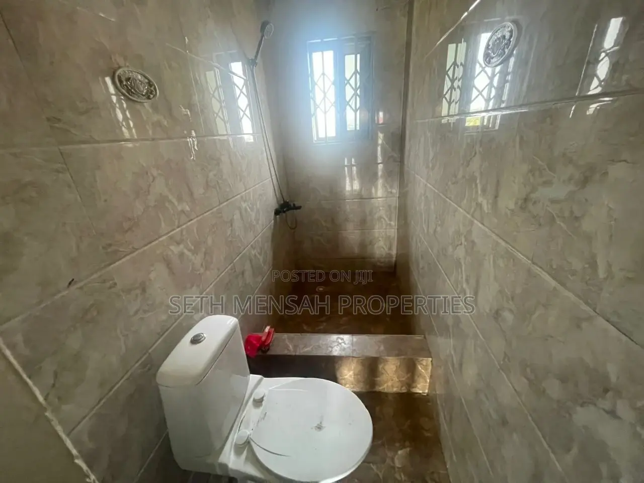3bdrm House in Skm, Mile 7 for rent