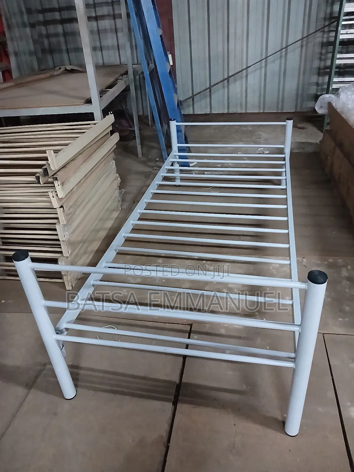 Double Bed Steel Frame (90 × 200cm)