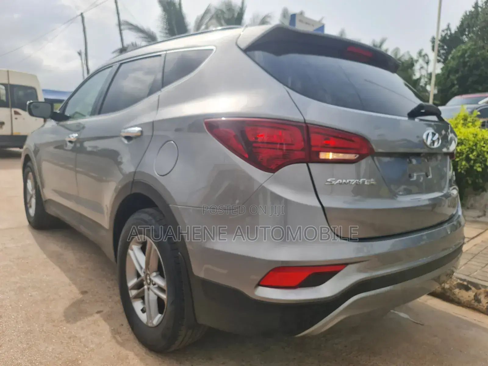 Hyundai Santa Fe SE AWD 2017 Gray