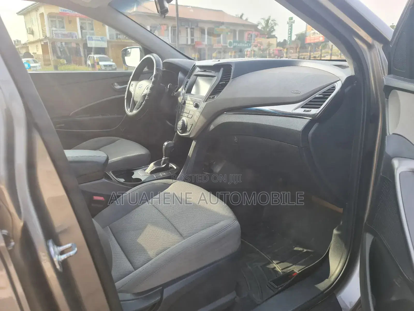 Hyundai Santa Fe SE AWD 2017 Gray