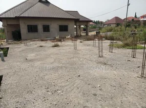Floor Level Land for Sale at Ipt Nyankyereniase