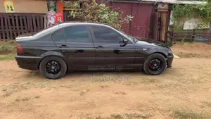 BMW 318i 2000 Black