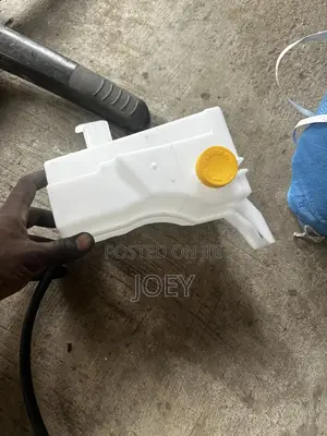 Nissan Rogue Reservoir Bottle