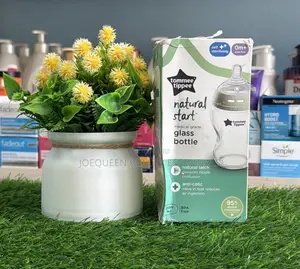 Tommee Tippee Glass Feeding Bottle