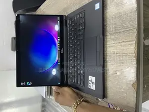 Laptop Dell Latitude 7390 8GB Intel Core I5 SSD 256GB