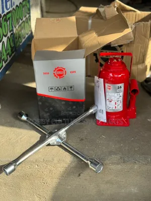 Original Brand New Hydraulic Jack And Spanner Available For Buses