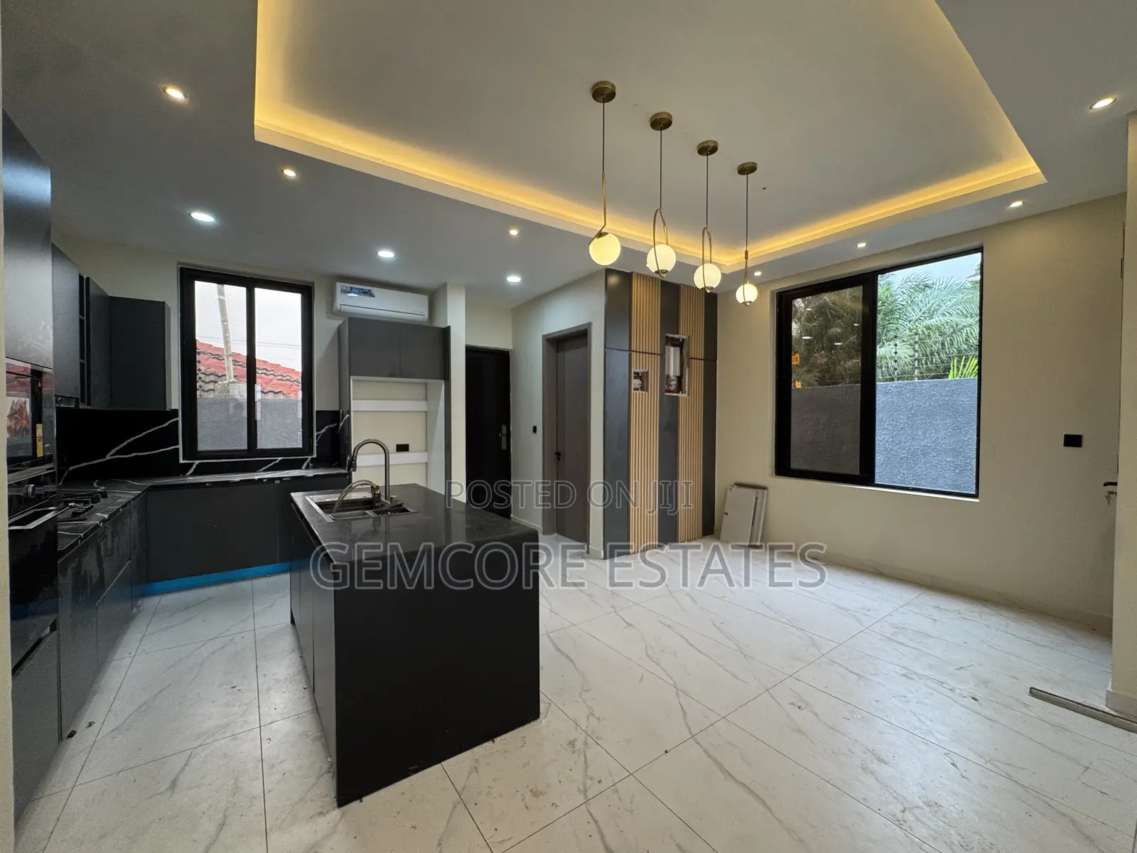 4bdrm House in American House, East Legon for sale