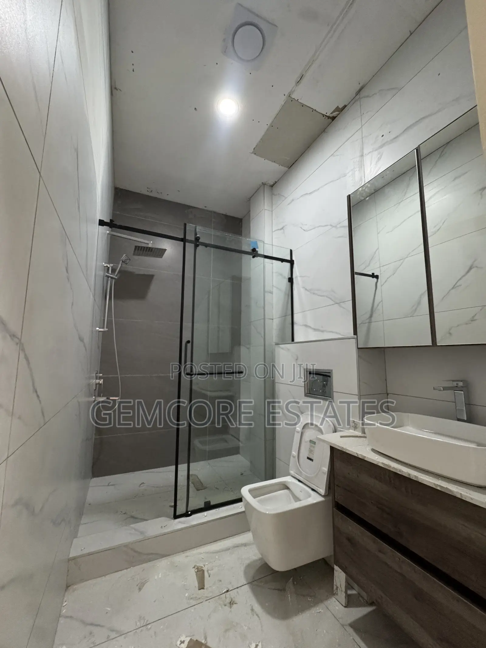 4bdrm House in American House, East Legon for sale