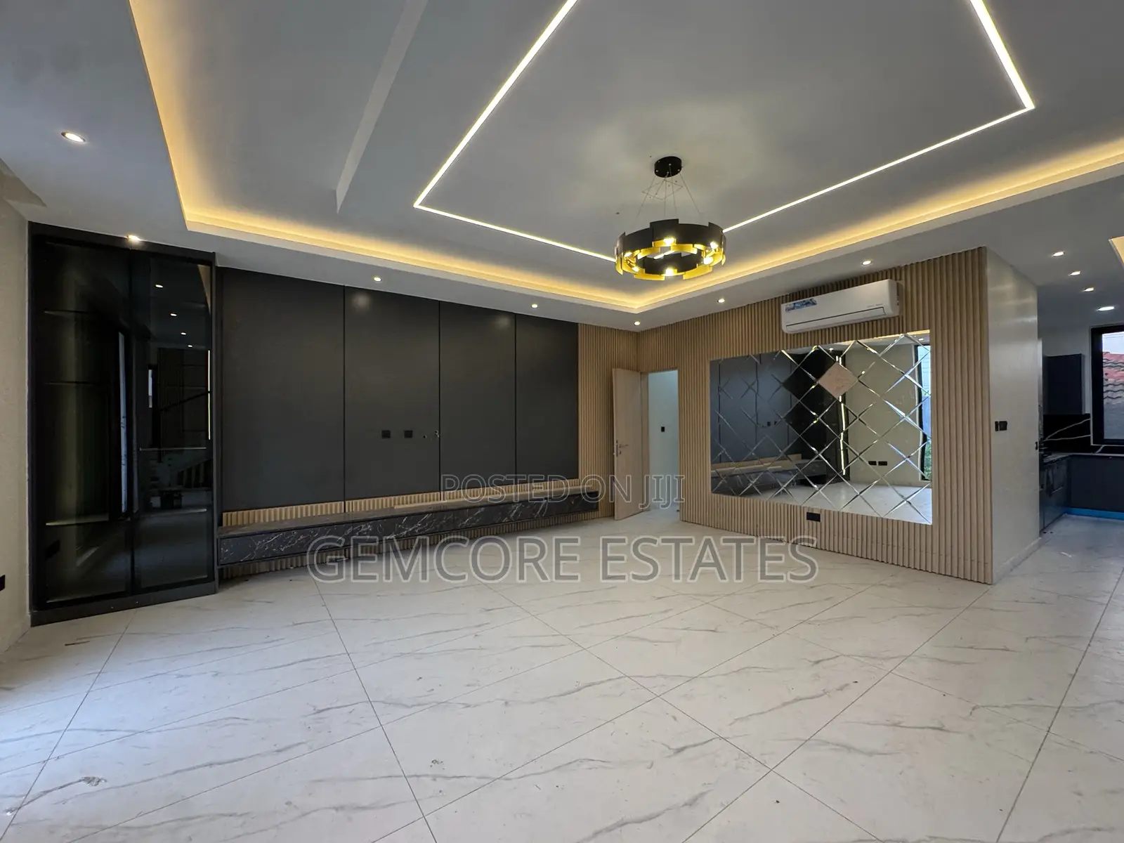 4bdrm House in American House, East Legon for sale