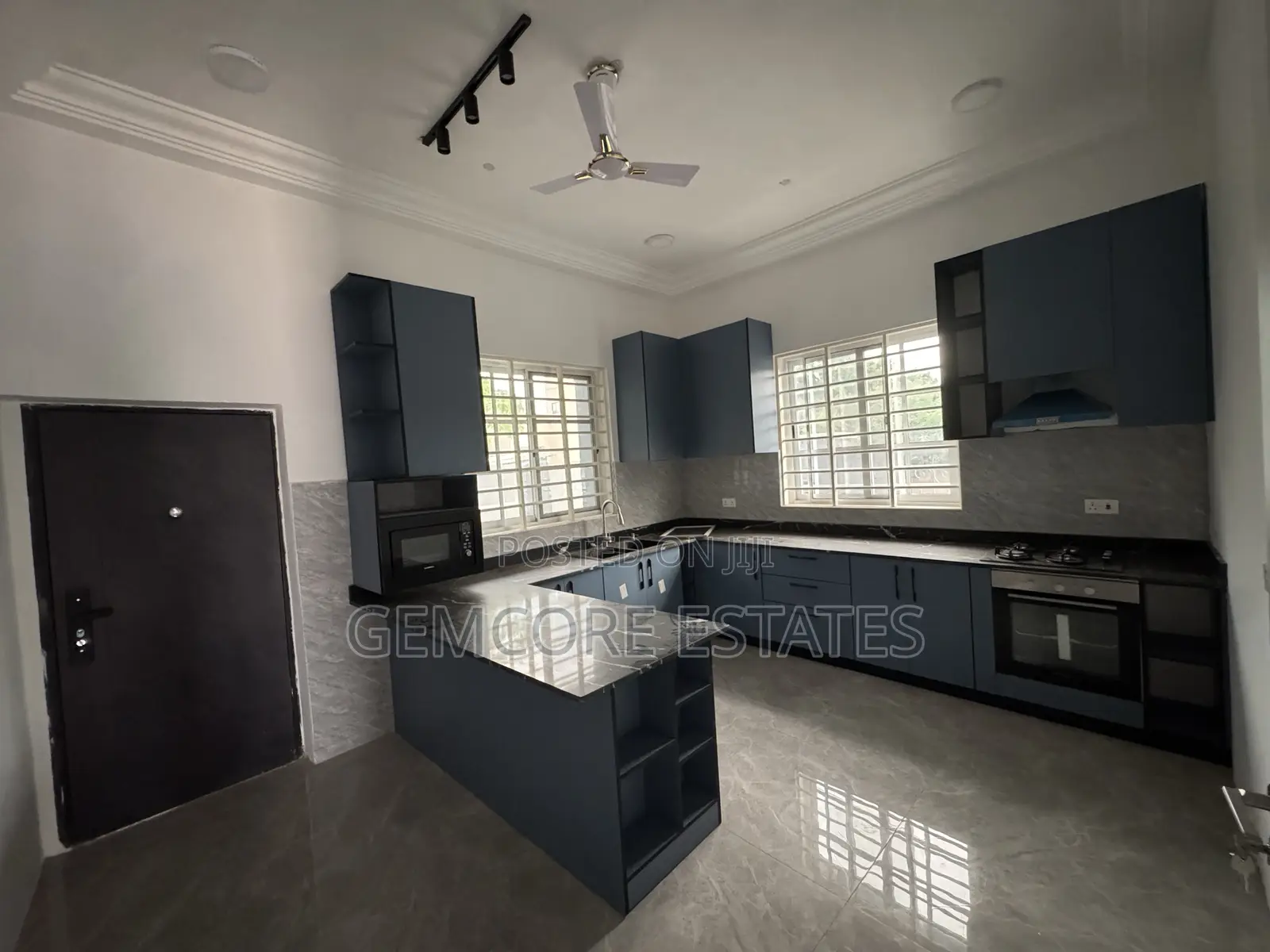 4bdrm Townhouse/Terrace in East Legon Hills, Adjiriganor for sale