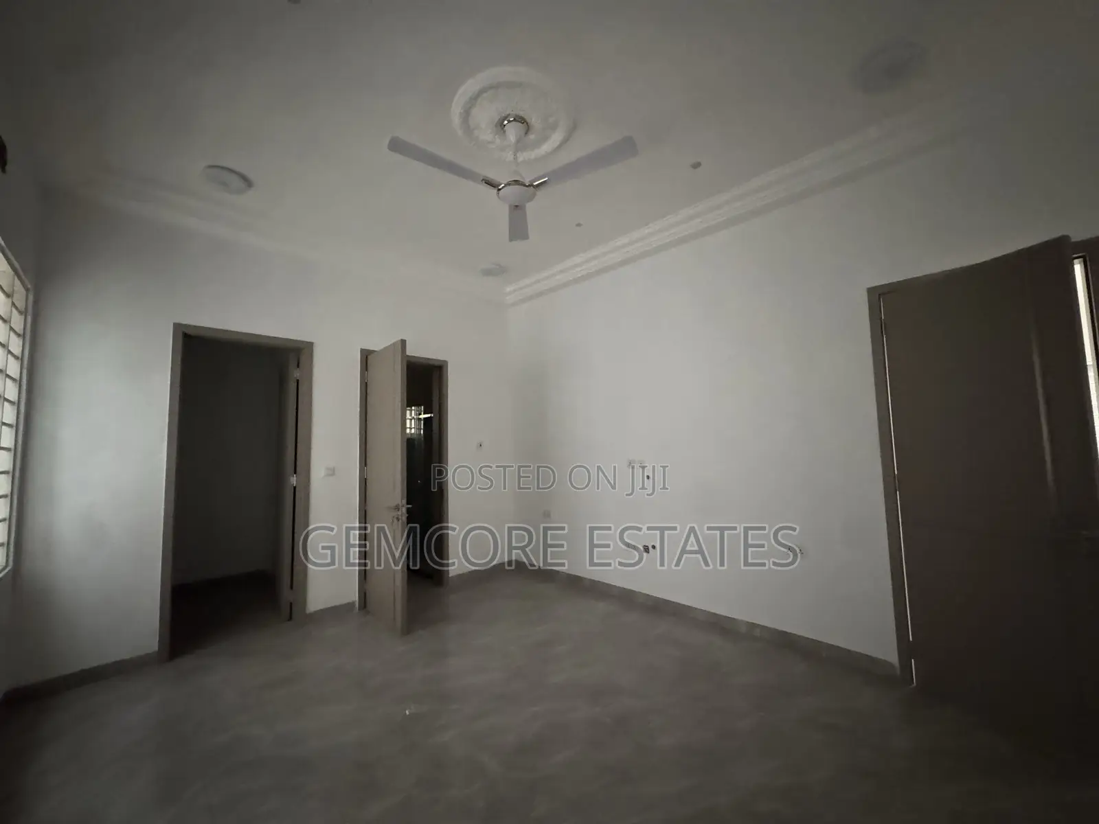 4bdrm Townhouse/Terrace in East Legon Hills, Adjiriganor for sale
