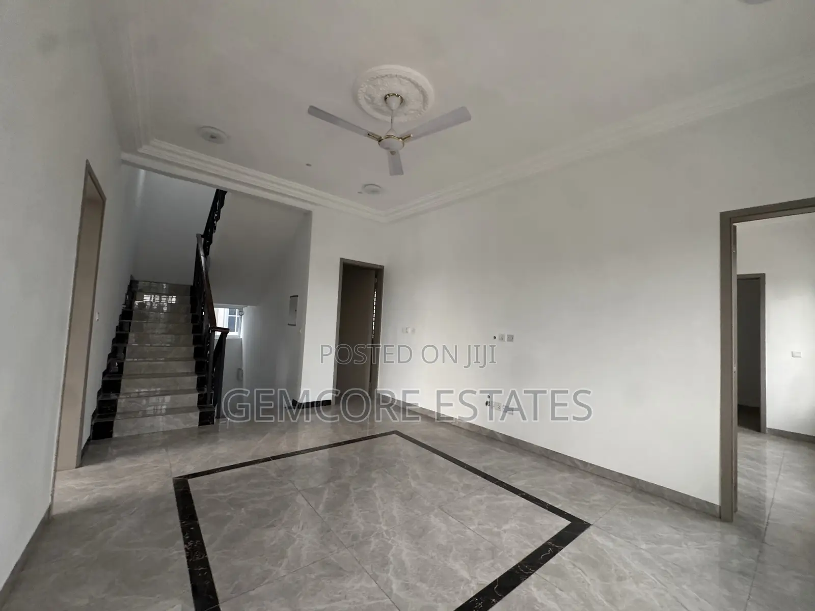 4bdrm Townhouse/Terrace in East Legon Hills, Adjiriganor for sale