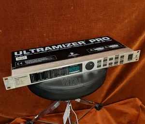 Behringer Ultramizer