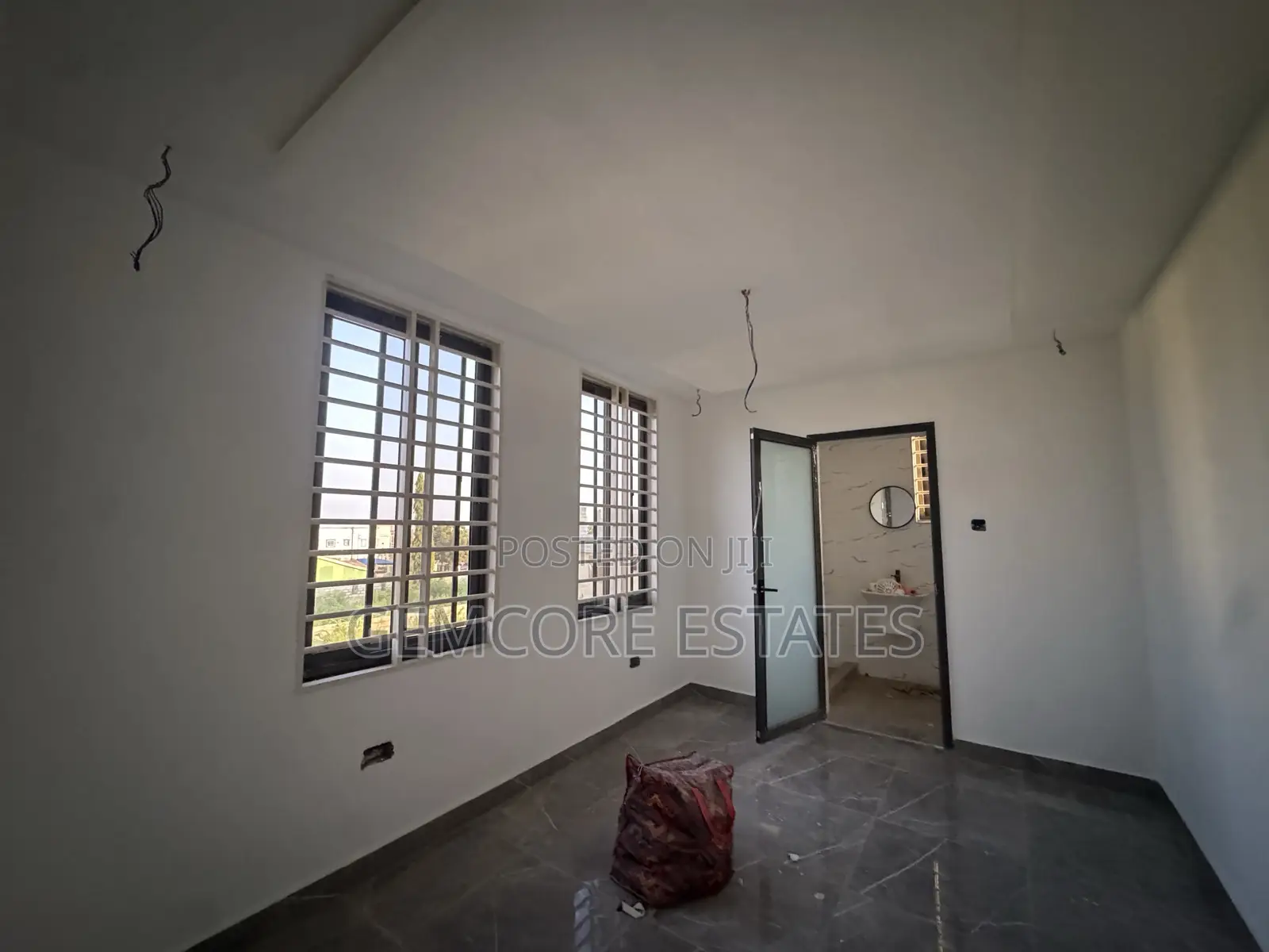 3bdrm Townhouse/Terrace in East Legon Hills, Adjiriganor for sale