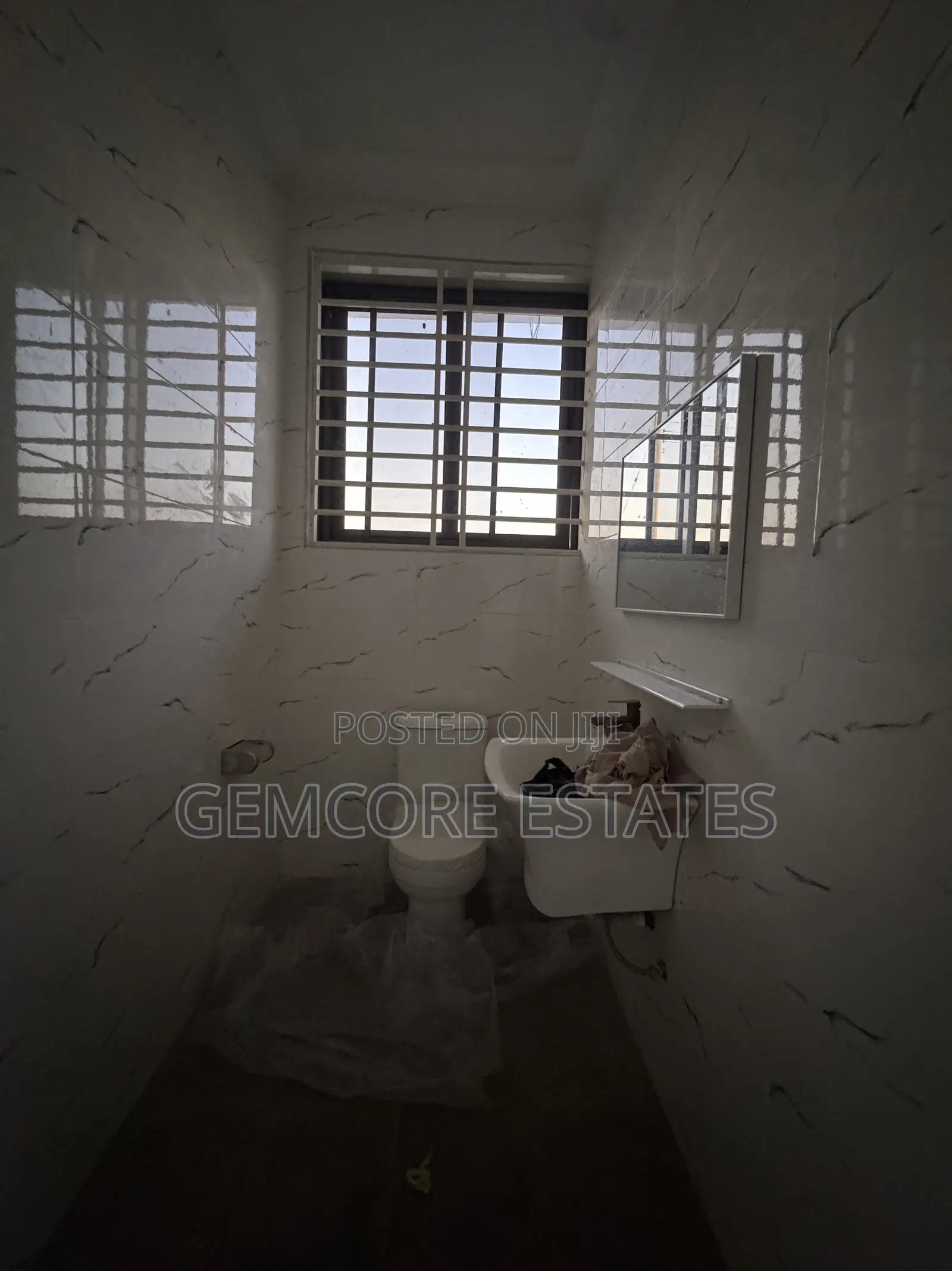 3bdrm Townhouse/Terrace in East Legon Hills, Adjiriganor for sale