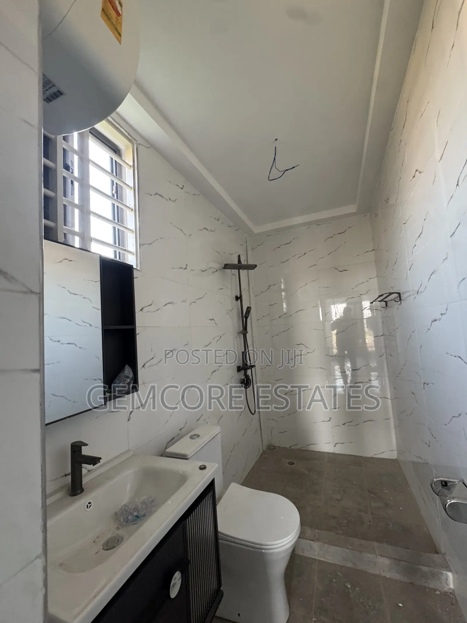 3bdrm Townhouse/Terrace in East Legon Hills, Adjiriganor for sale