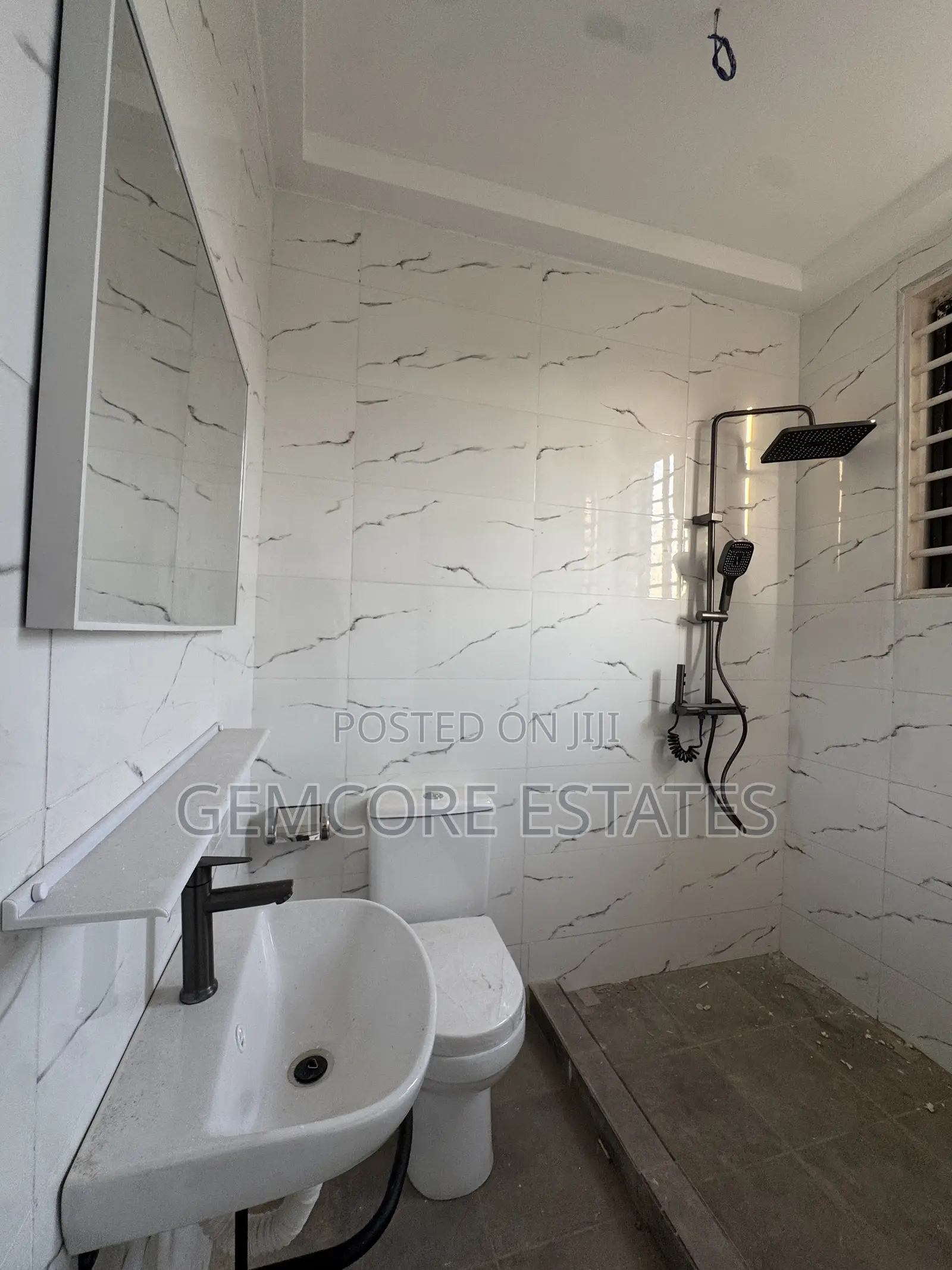 3bdrm Townhouse/Terrace in East Legon Hills, Adjiriganor for sale