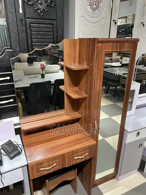 Potable Dressing Mirror