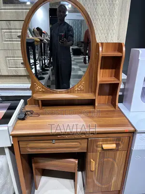 Potable Dressing Mirror