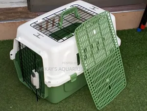 Plastic Dog and Cat Crate