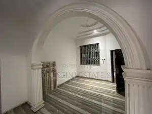 6bdrm House in K Fuseini Estate, Kumasi Metropolitan for sale