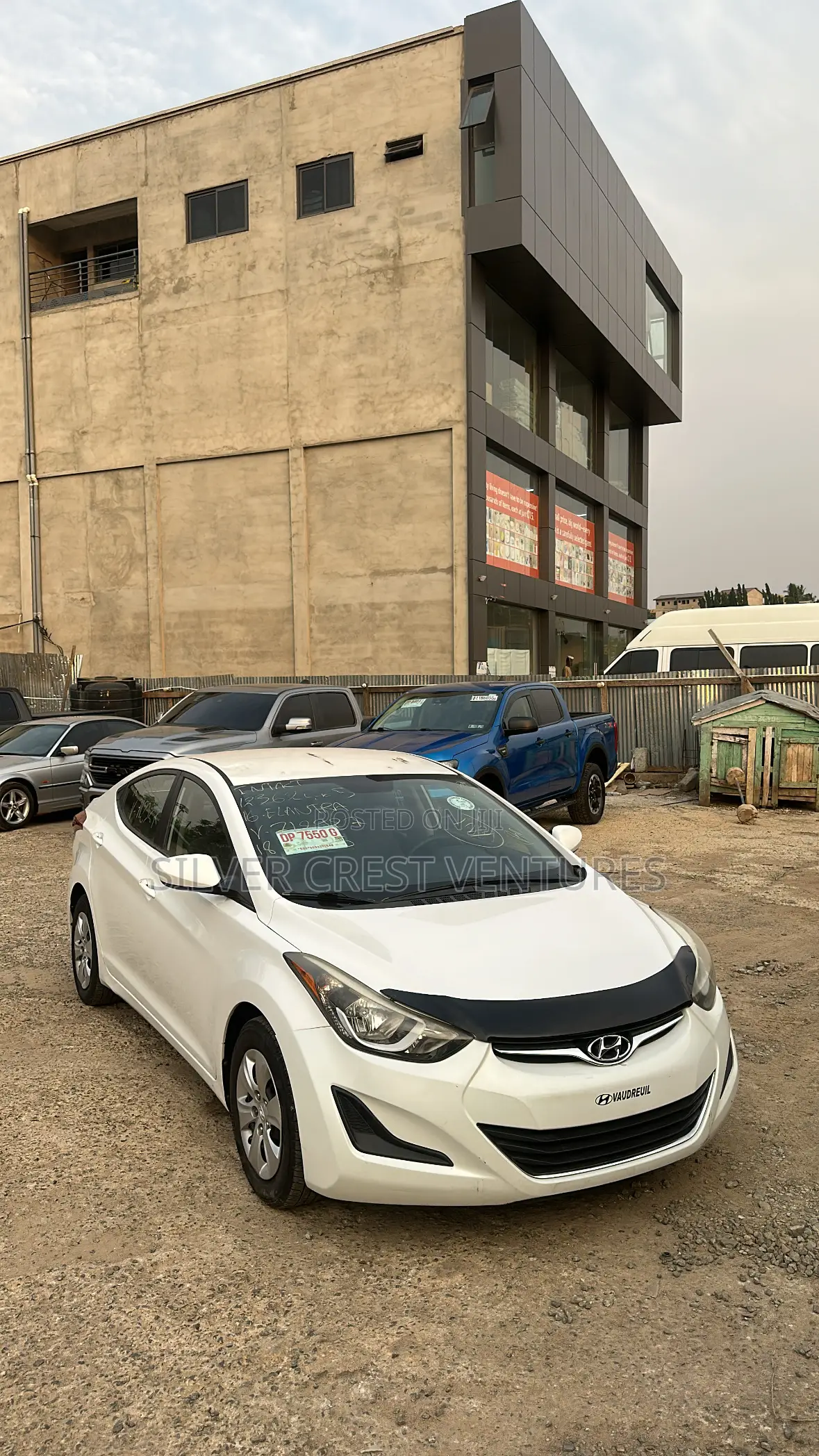 Hyundai Elantra SE Sedan FWD (1.8L 4cyl 6M) 2016 White