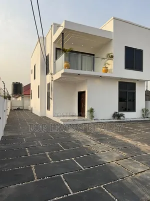 Furnished 4bdrm Townhouse/Terrace in Police City, Ashaley Botwe