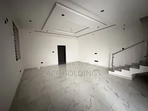 3bdrm Duplex in East Legon Hills for sale