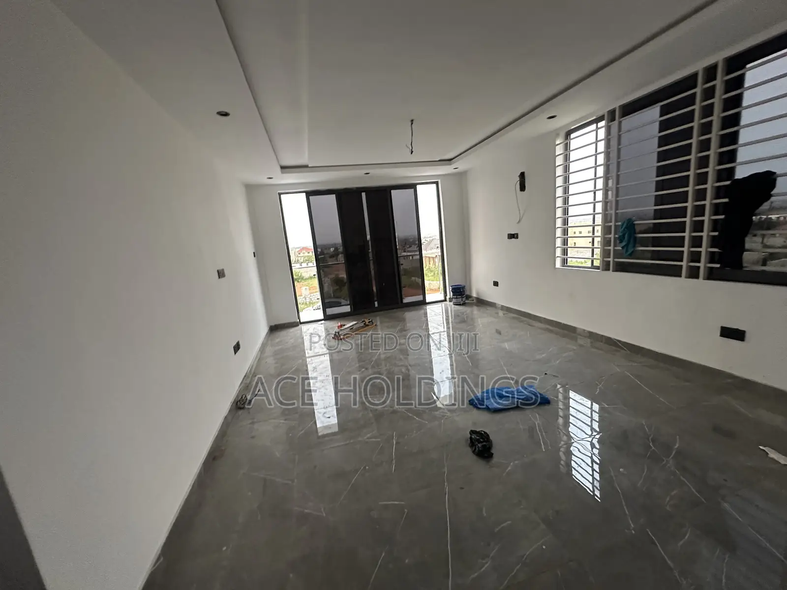 3bdrm Duplex in East Legon Hills for sale
