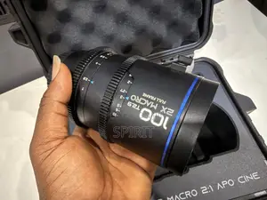 Canon Laowa 100mm T2.9 Macro 2x Apo Cine