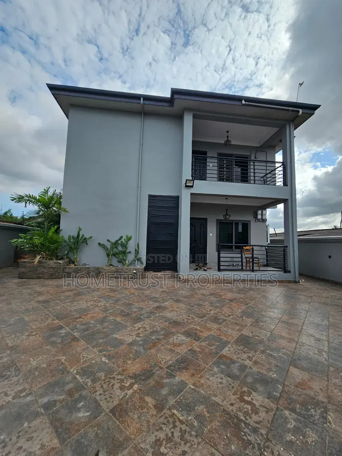 4bdrm Duplex in Hometrust Properties, Madina for sale