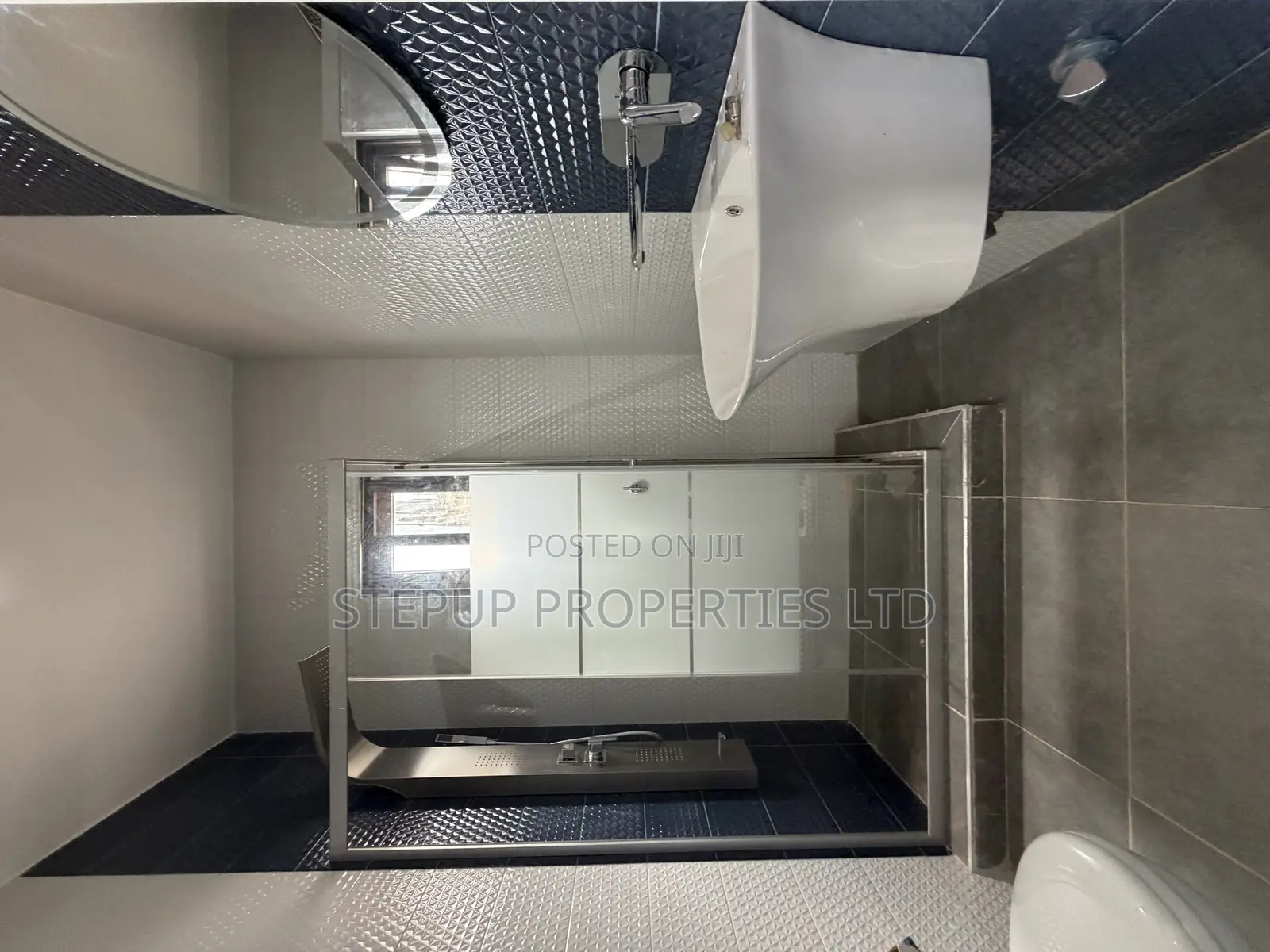 3bdrm House in East Legon Hills for sale