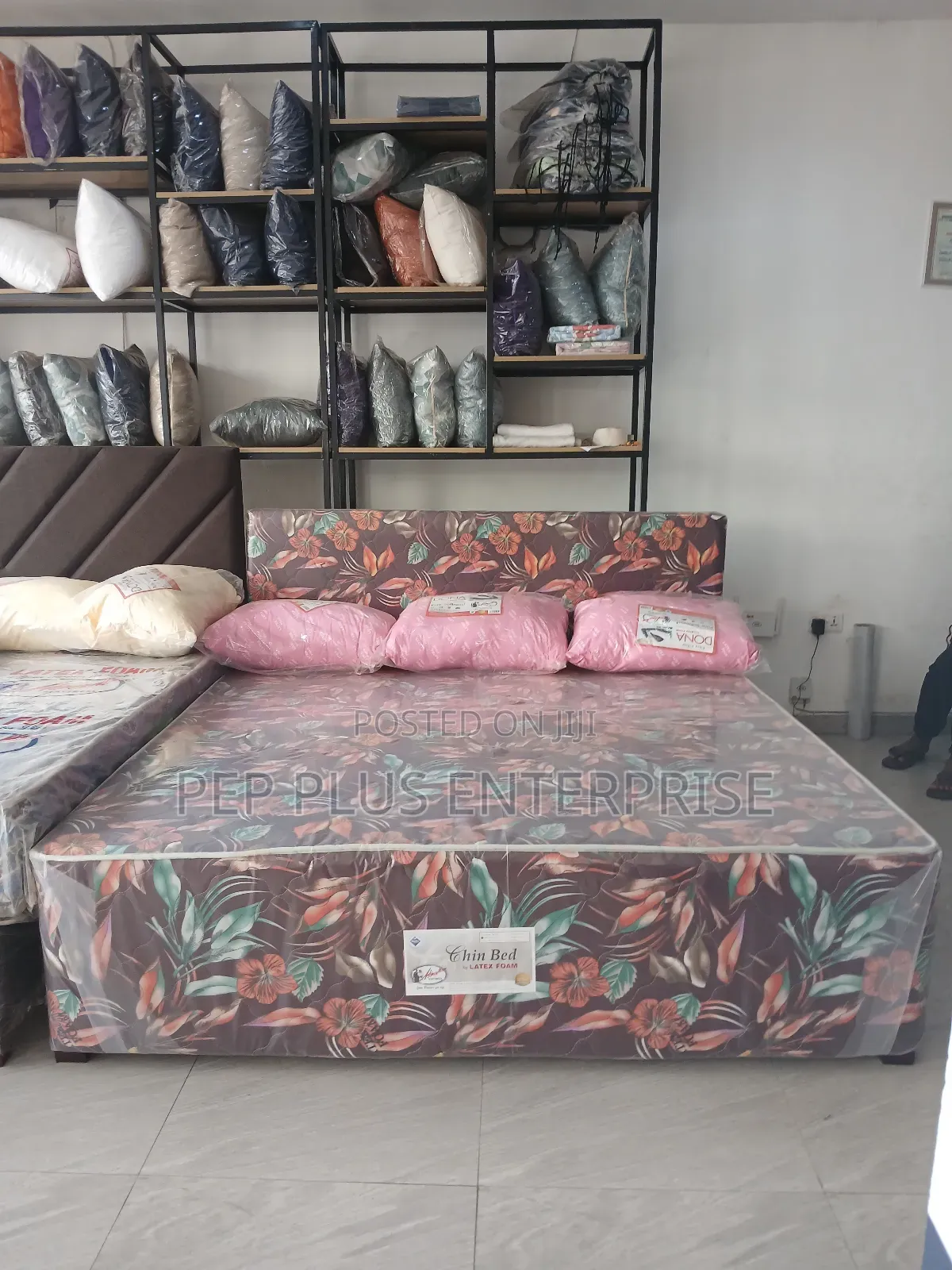 Complete Bed With Mattress Queen Size