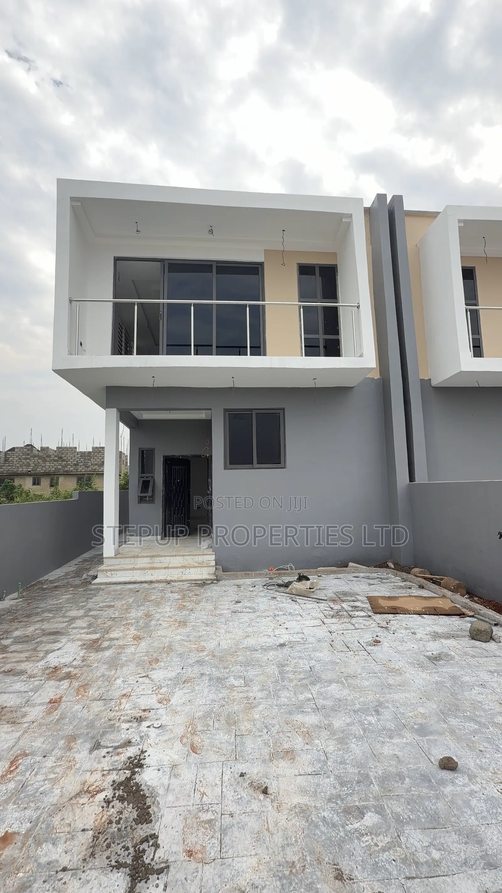 3bdrm House in East Legon Hills for sale