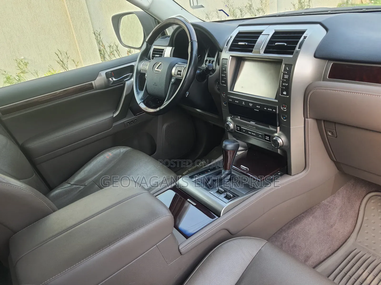 Lexus GX 460 Luxury 2018 Gold