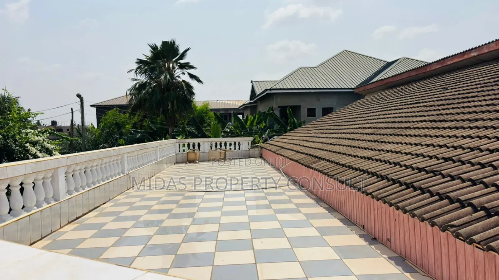 6bdrm House in Musuku, Kwabenya for rent