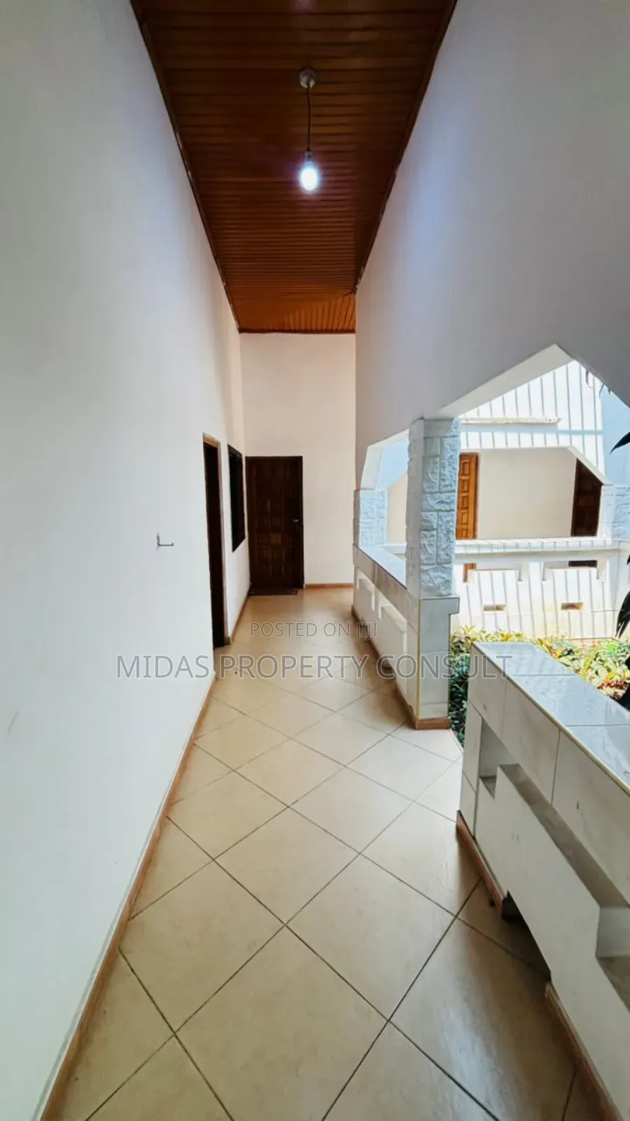 6bdrm House in Musuku, Kwabenya for rent