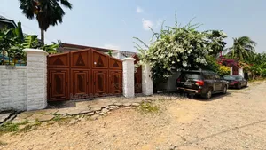 6bdrm House in Musuku, Kwabenya for rent