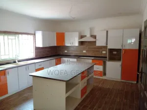 6bdrm House in God Link, Amrahia for rent
