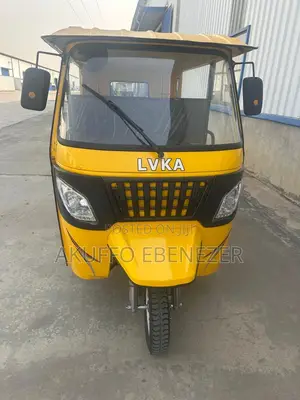 New Motorcycle 2025 Yellow