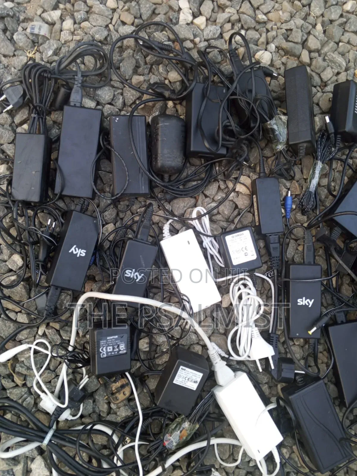 Adapters For Keyboard Guitar Effects (Ac Dc 9v,10v,11v,12v Etc)