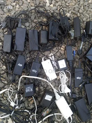 Adapters For Keyboard Guitar Effects (Ac Dc 9v,10v,11v,12v Etc)