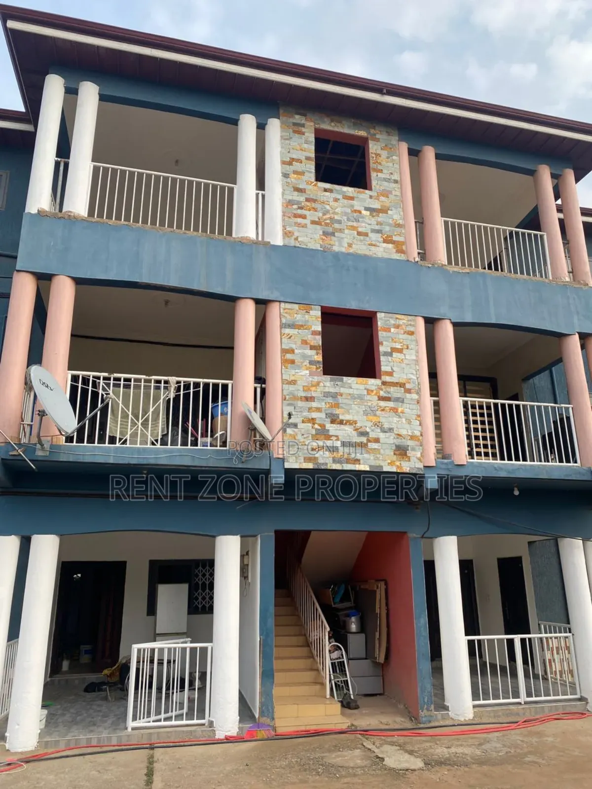 2bdrm Apartment in Ofankor for rent