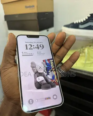 Apple iPhone 13 128 GB White