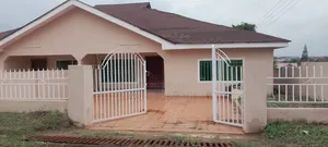 3bdrm House in God Link, Amrahia for rent