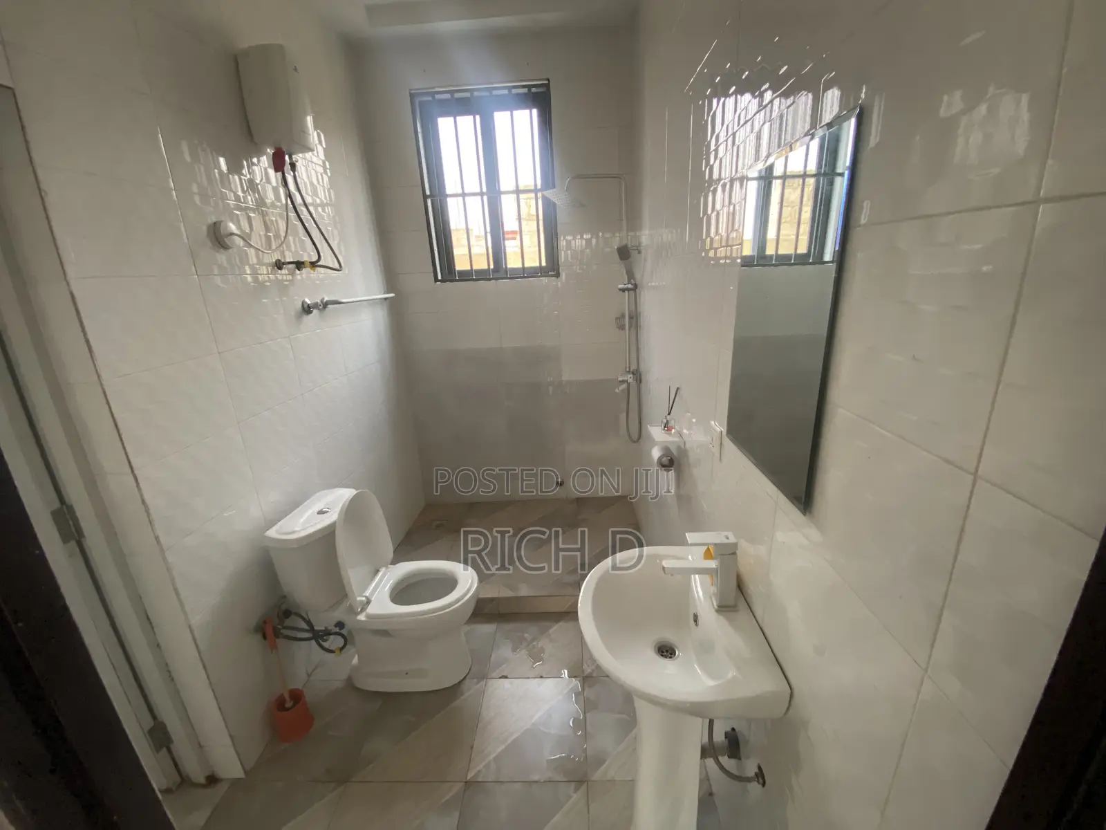2bdrm Apartment in Community 25 for rent